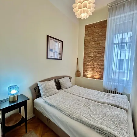 Apartment Sleep'N Budapest Apartment